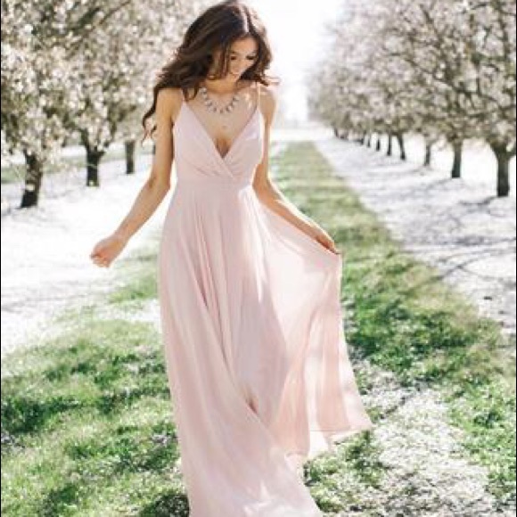 Dresses & Skirts - Petite Cassidy Blush Flowy Maxi Dress